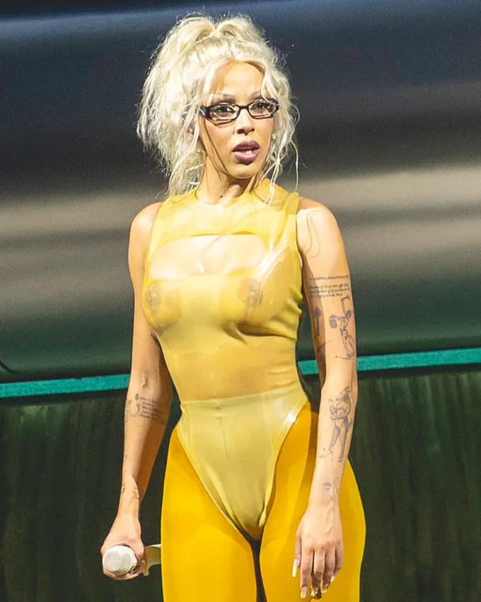 Doja Cat Life Story: From SoundCloud to Global Stardom